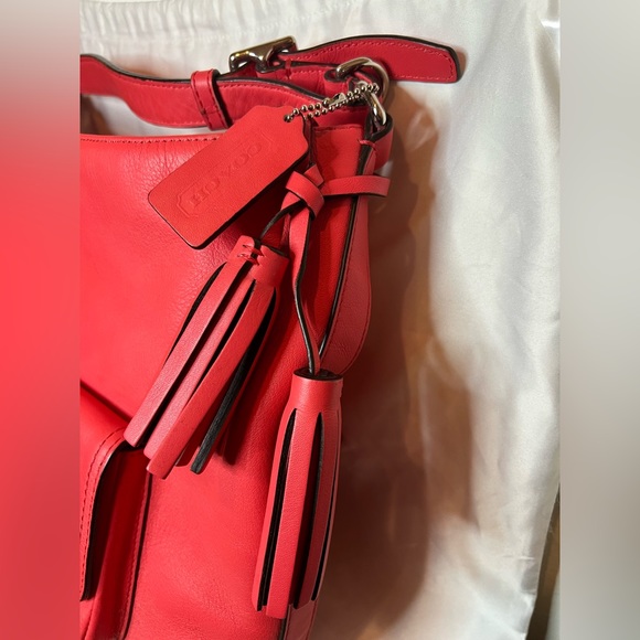 Coach Courtney Legacy Hobo Crossbody with detachable strap - Picture 3 of 6